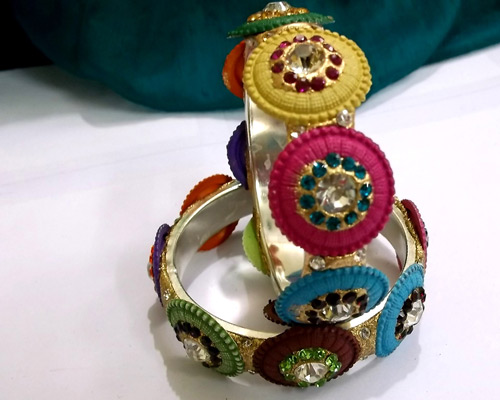Single-Multicolour-brass-bangle-stone-studded
